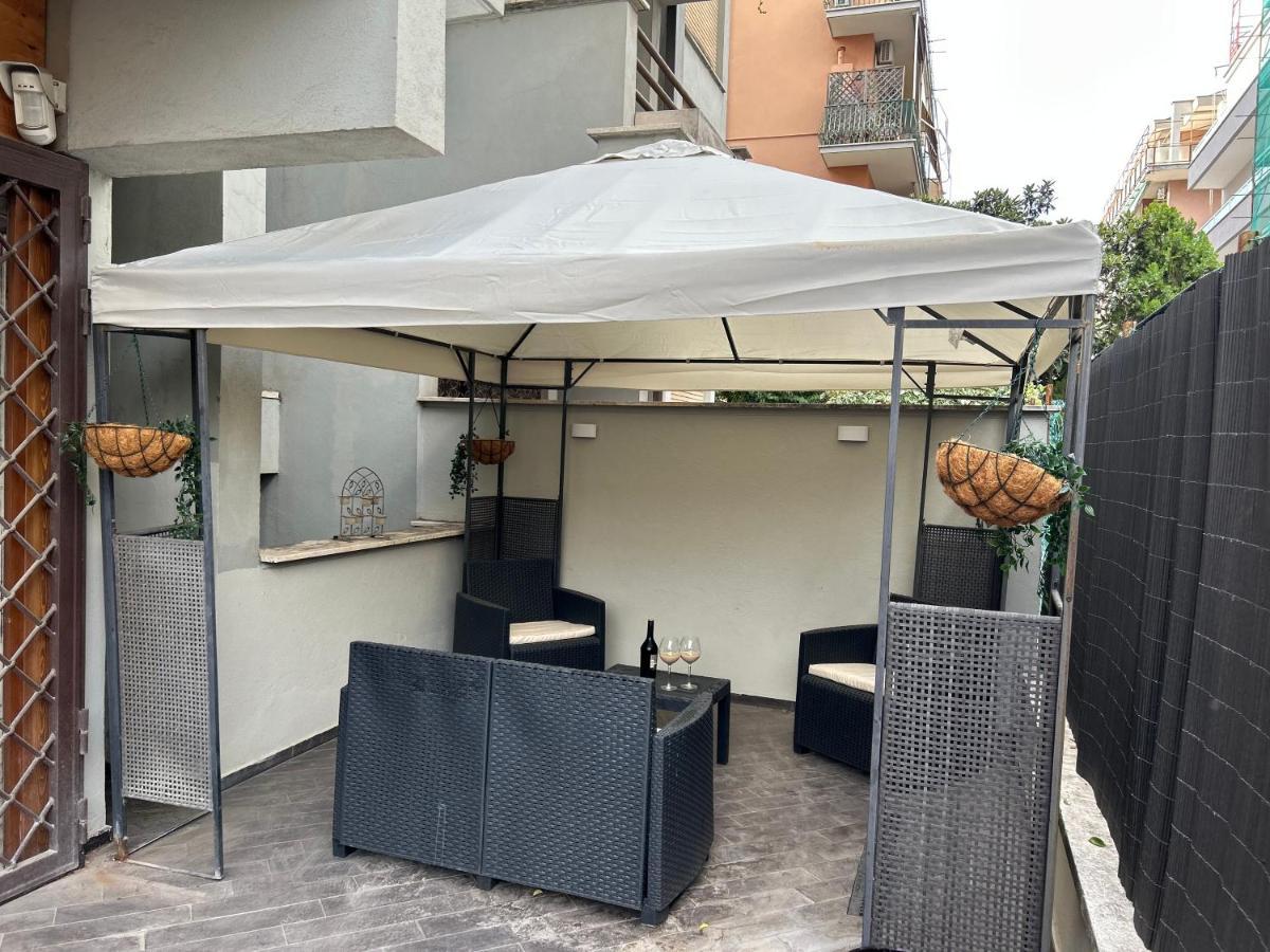 Carpegna Luxury Apt With Terrace Rome Bagian luar foto