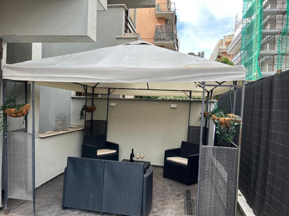 Carpegna Luxury Apt With Terrace Rome Bagian luar foto